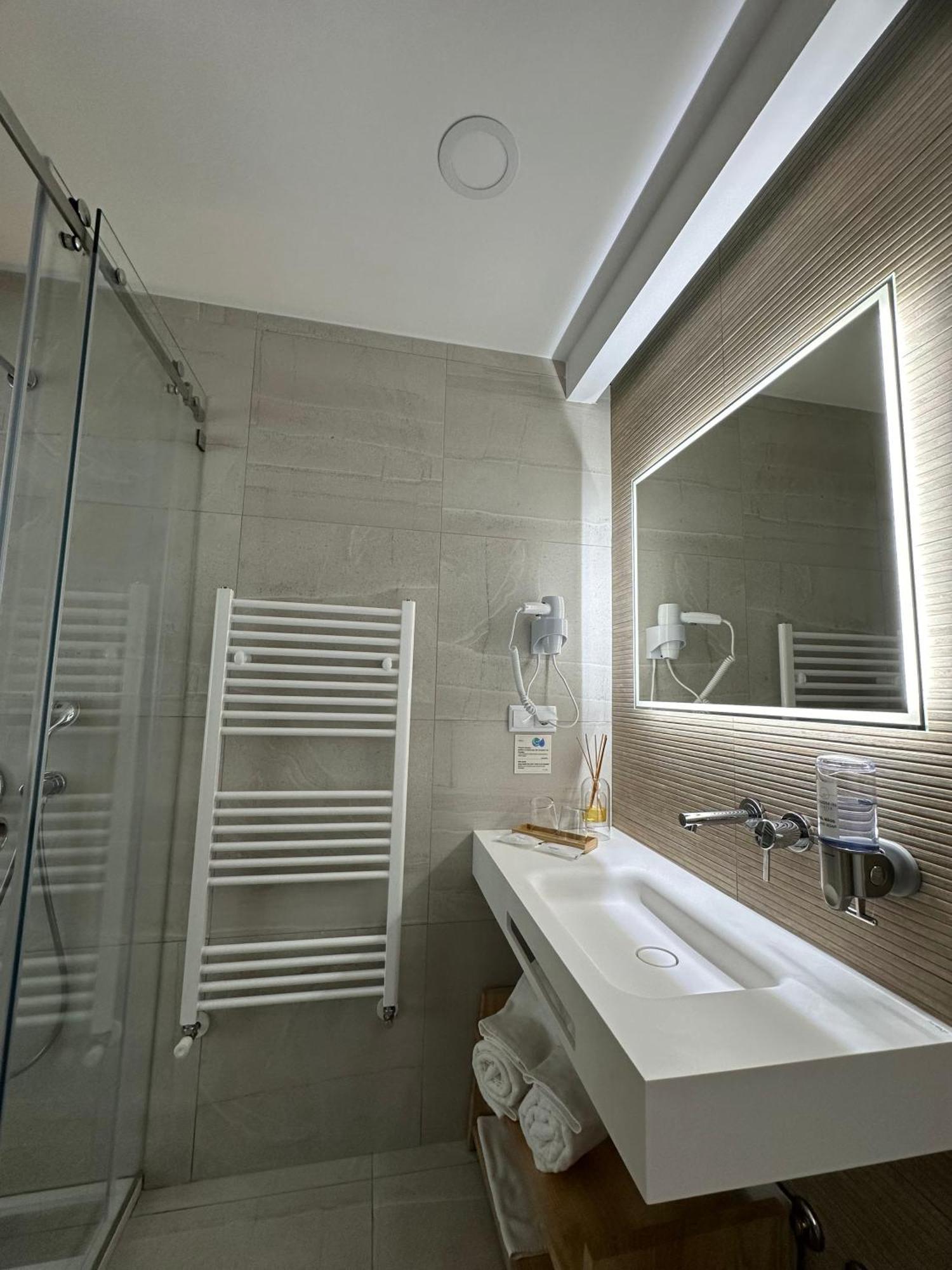 Charm-In Center Hotell Vila Nova de Milfontes Eksteriør bilde